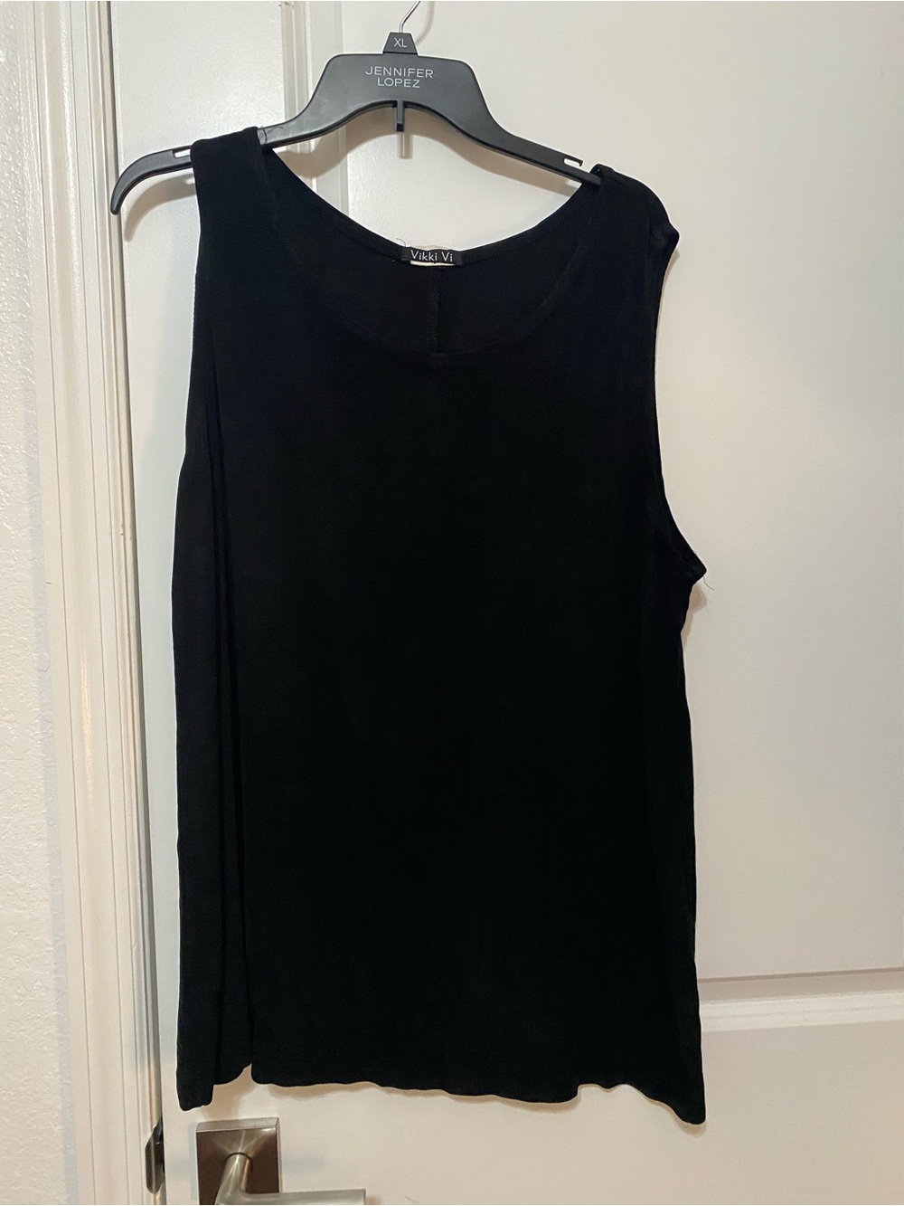 Vikki Vi Black Sleeveless Tank Top